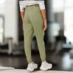 Lululemon Dance‎ Studio Jogger
Rosemary Green size 10